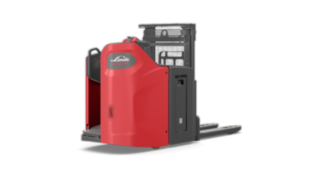 With the Linde D12 HP SP, the operator stands slightly rotated at a 45-degree angle to the fork.