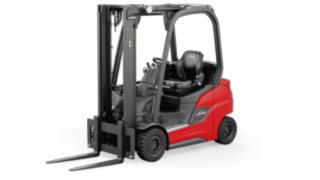 Robust, compact and extraordinarily powerful: The electric counterbalance forklift trucks Xi16 – Xi20 P impress with their unique performance, ergonomic operator's workstation and astonishing versatility. Electric forklift trucks Xi20 P from Linde