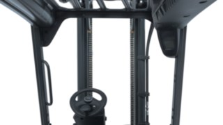 The chassis contour of Linde Material Handling equipment is designed to ensure driver safety