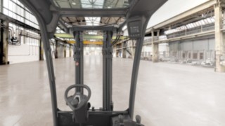 Wide field of view on the Linde H20 – H35 forklift trucks.