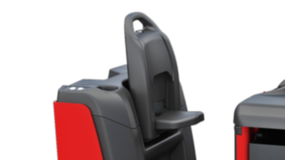 Pedestrian operation for the P40–P60 C electric tow tractors from Linde Material Handling Pedestrian operation of the P40–P60 C from Linde Material Handling enables operation outside the truck.
