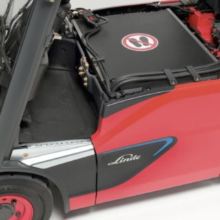 Linde electric truck with Li-ION battery technology Linde electric truck with Li-ION battery technology