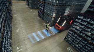 The Linde Reverse Assist Radar assistance system detects if there is a pedestrian to the rear of the truck while reversing.